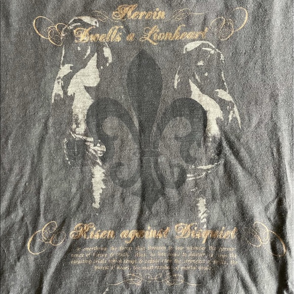 Express Distressed Tee - Picture 2 of 4